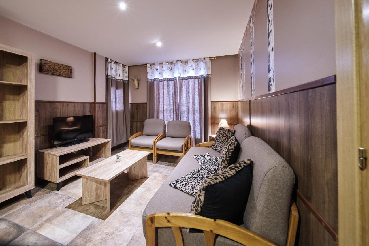אורדינו Apartaments La Neu מראה חיצוני תמונה
