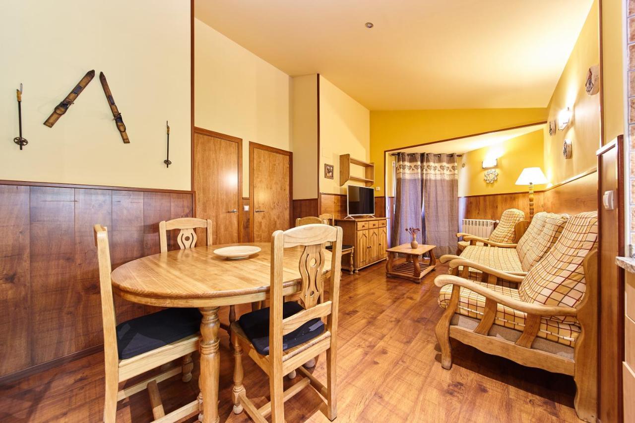 אורדינו Apartaments La Neu מראה חיצוני תמונה