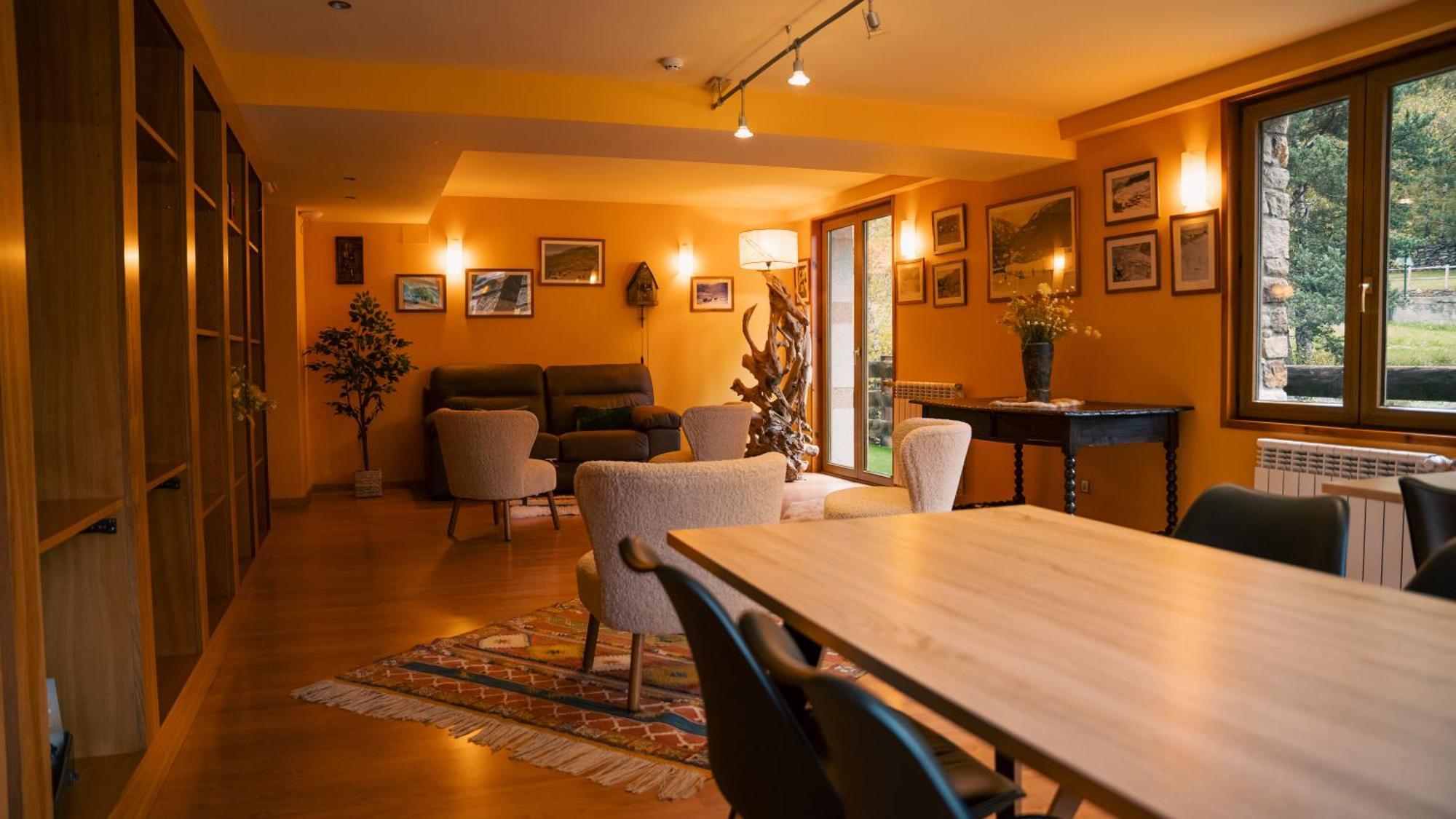 אורדינו Apartaments La Neu מראה חיצוני תמונה